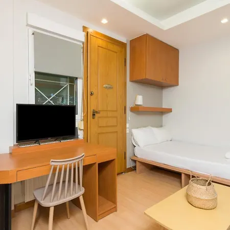 Beautiful Studio In Kolonaki Apartment